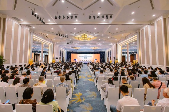 shb but pha vuon tam trong ky nguyen moi ke hoach loi nhuan tang 25 co dong tin tuong dong hanh