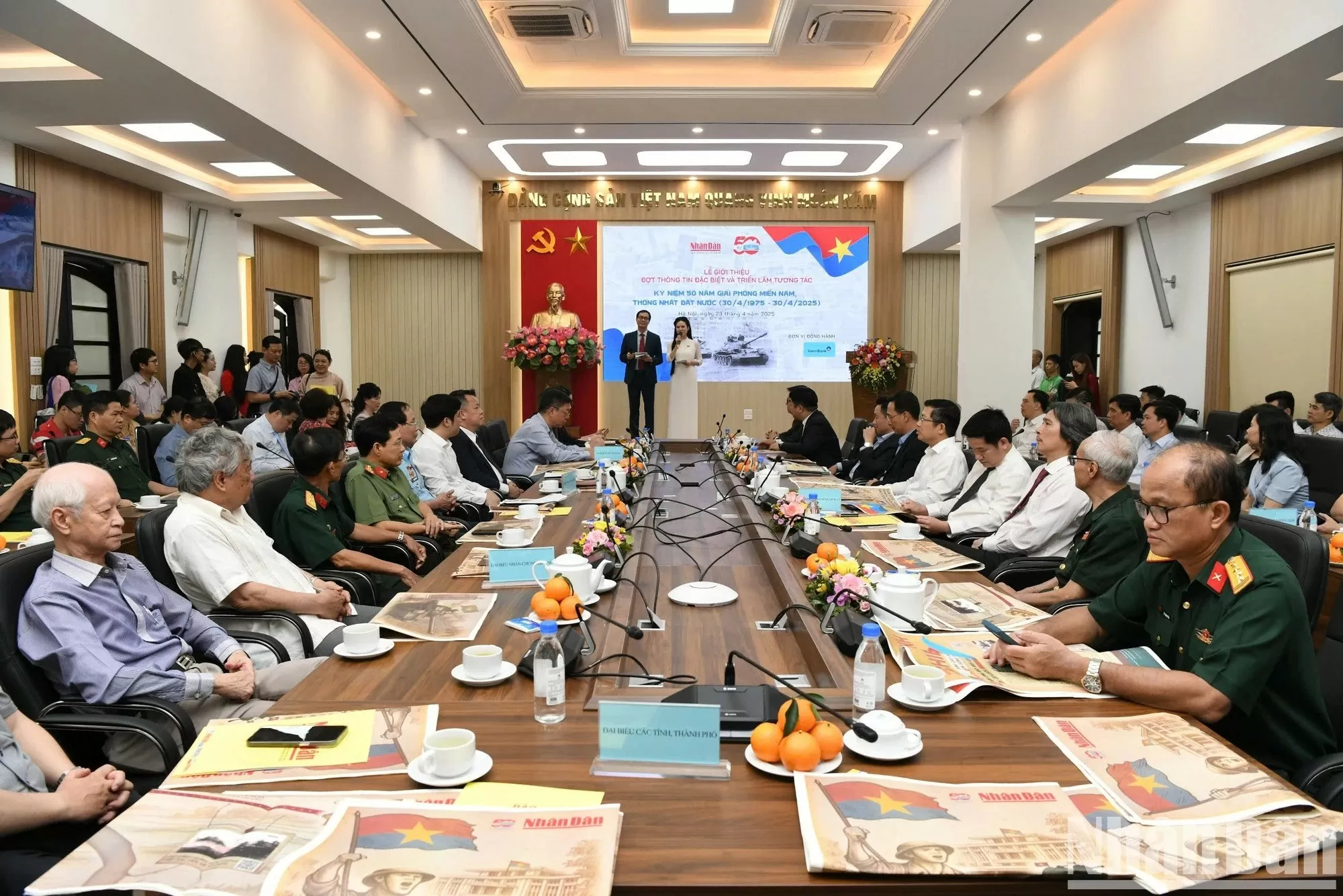 Trang sử bằng công nghệ, Báo Nhân Dân công bố đợt truyền thông lớn chưa từng có