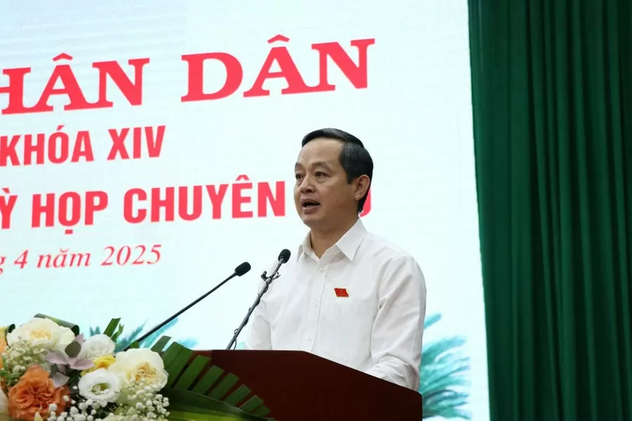 Chủ tịch HĐND tỉnh Thái Nguyên Phạm Hoàng Sơn phát biểu tại Kỳ họp.