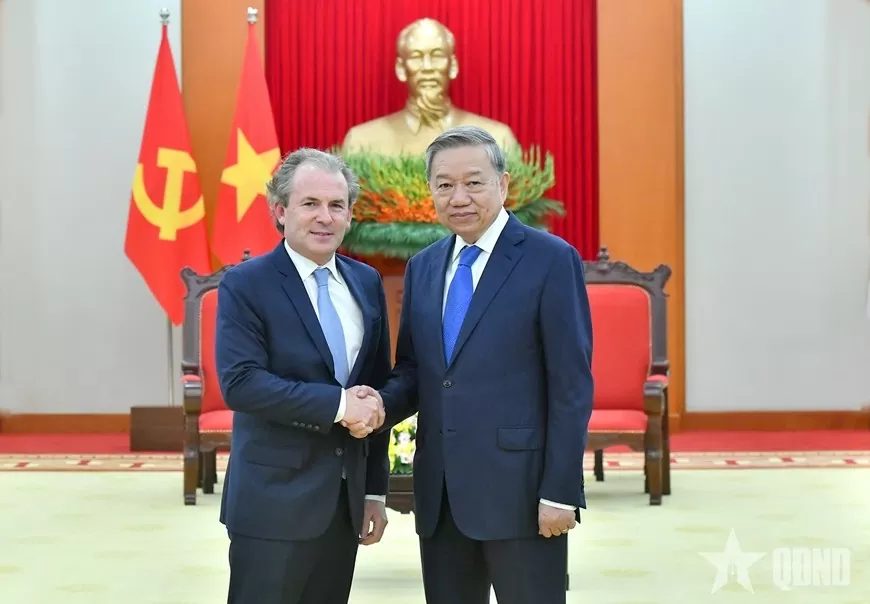 Tổng Bí thư Tô Lâm tiếp Giám đốc điều hành Tập đoàn Rosen Partners. Ảnh: QĐND