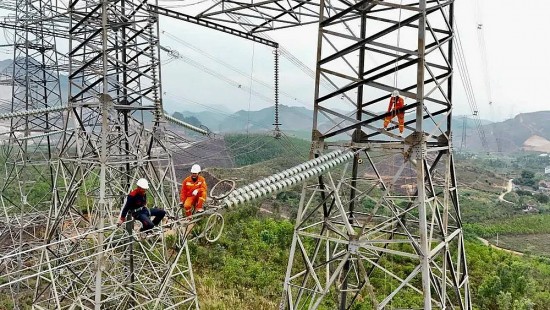 hoan thanh sua chua duong day 500kv thang long quang ninh