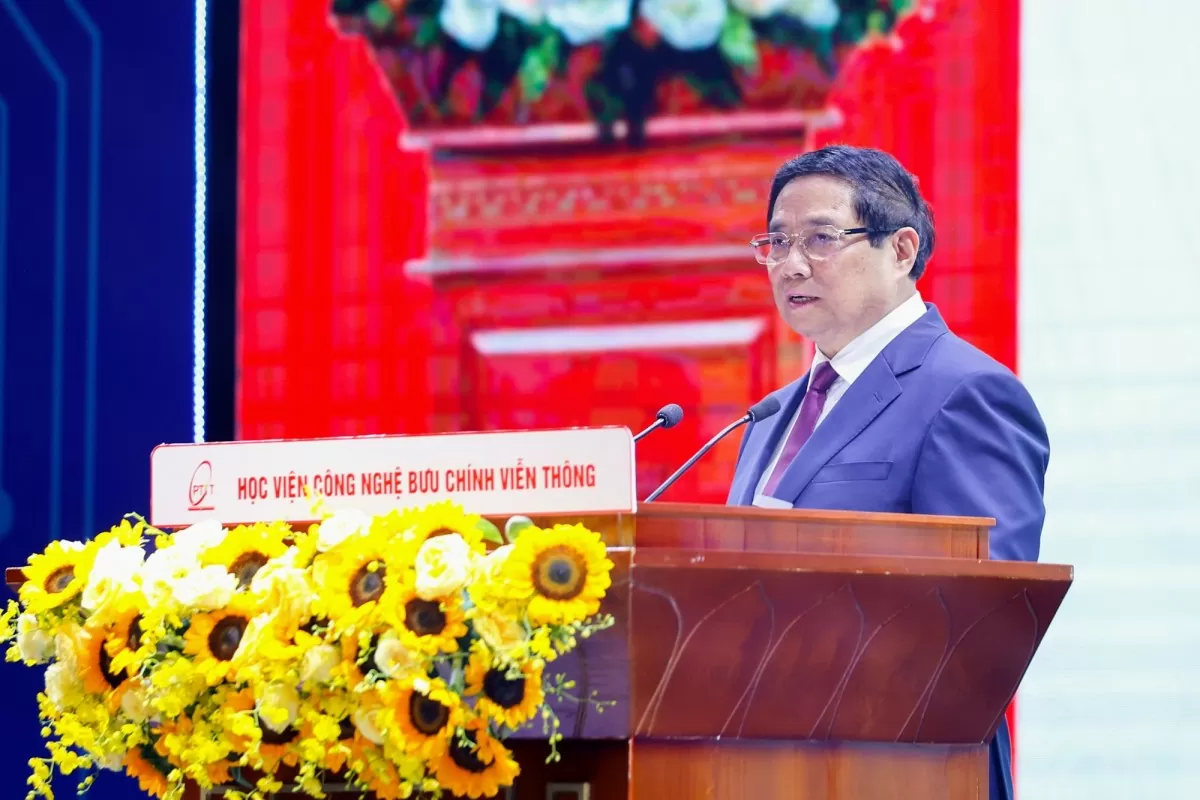 Thủ tướng Phạm Minh Chính phát biểu tại lễ phát động Phong trào thi đua "Cả nước thi đua đổi mới sáng tạo, chuyển đổi số" - Ảnh: VGP/Nhật Bắc