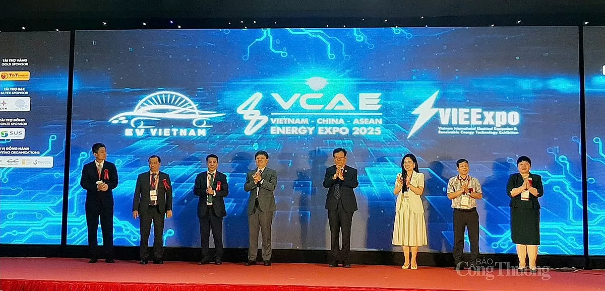 lễ khai mạc Triển lãm Quốc tế Năng lượng Việt Nam–Trung Quốc–ASEAN 2025 (VCAE EXPO 2025)