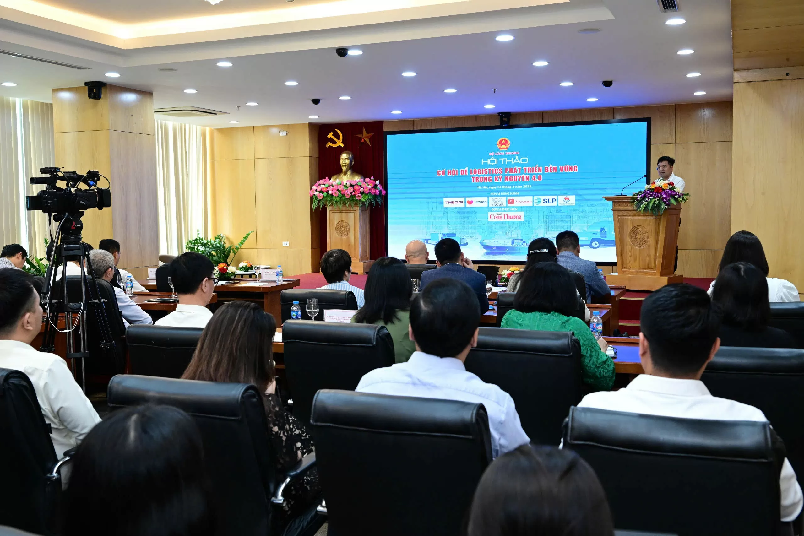 Hạ tầng - công nghệ - pháp lý: Ba trụ cột logistics bền vững
