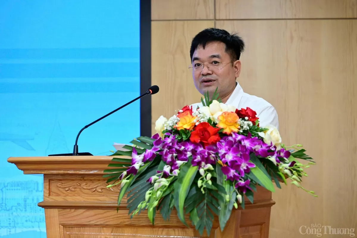 Chùm ảnh: Hội thảo 'Cơ hội để Logistics phát triển bền vững trong kỷ nguyên 4.0'