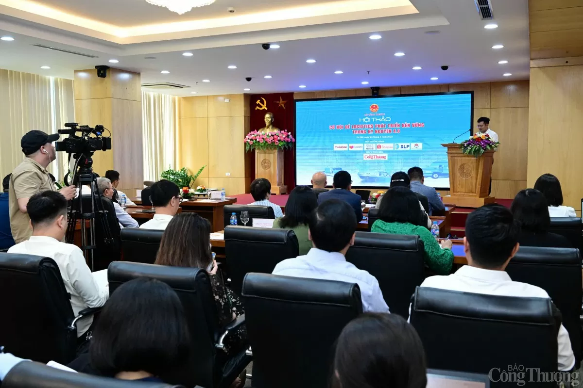 Chùm ảnh: Hội thảo 'Cơ hội để Logistics phát triển bền vững trong kỷ nguyên 4.0'