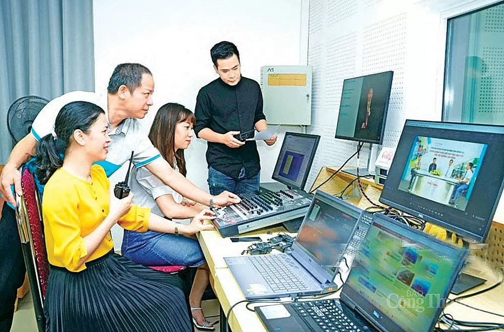 Chùm ảnh: Đảng bộ Báo Công Thương và dấu ấn nhiệm kỳ 2020-2025 Chùm ảnh: Đảng bộ Báo Công Thương và dấu ấn nhiệm kỳ 2020-2025