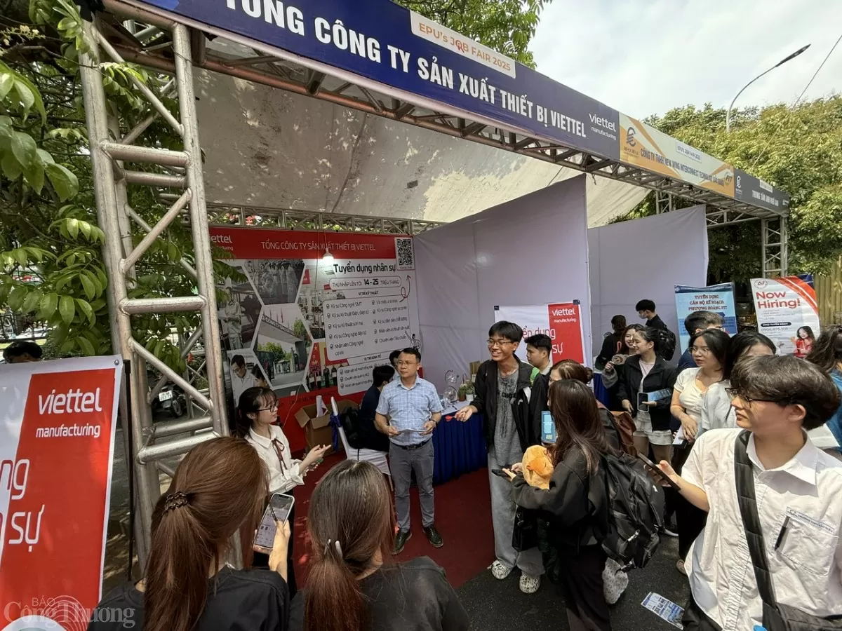 Doanh nghiệp săn ‘kỹ sư tương lai’ tại Đại học Điện lực