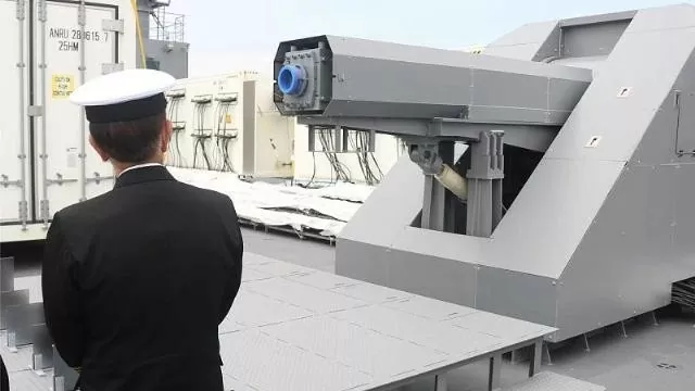 Nhật Bản phát triển pháo ray điện từ dành cho hải quân