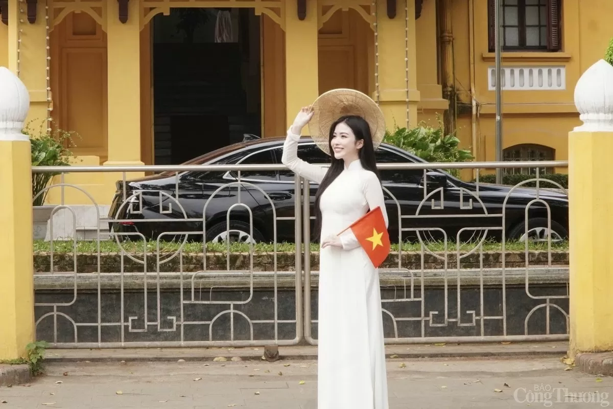 Cờ đỏ sao vàng - concept 'cháy' nhất những ngày đại lễ 30/4 - 1/5