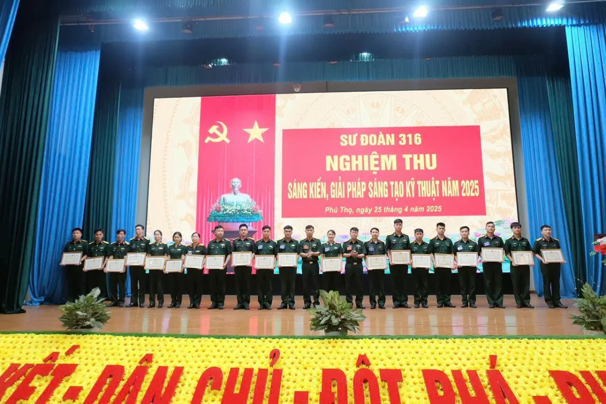 Sư đoàn 316 khởi động phong trào sáng tạo và tôn vinh điển hình tiên tiến