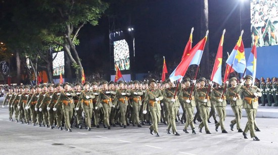 kinh nghiem san vi tri vang xem dieu binh dieu hanh 304