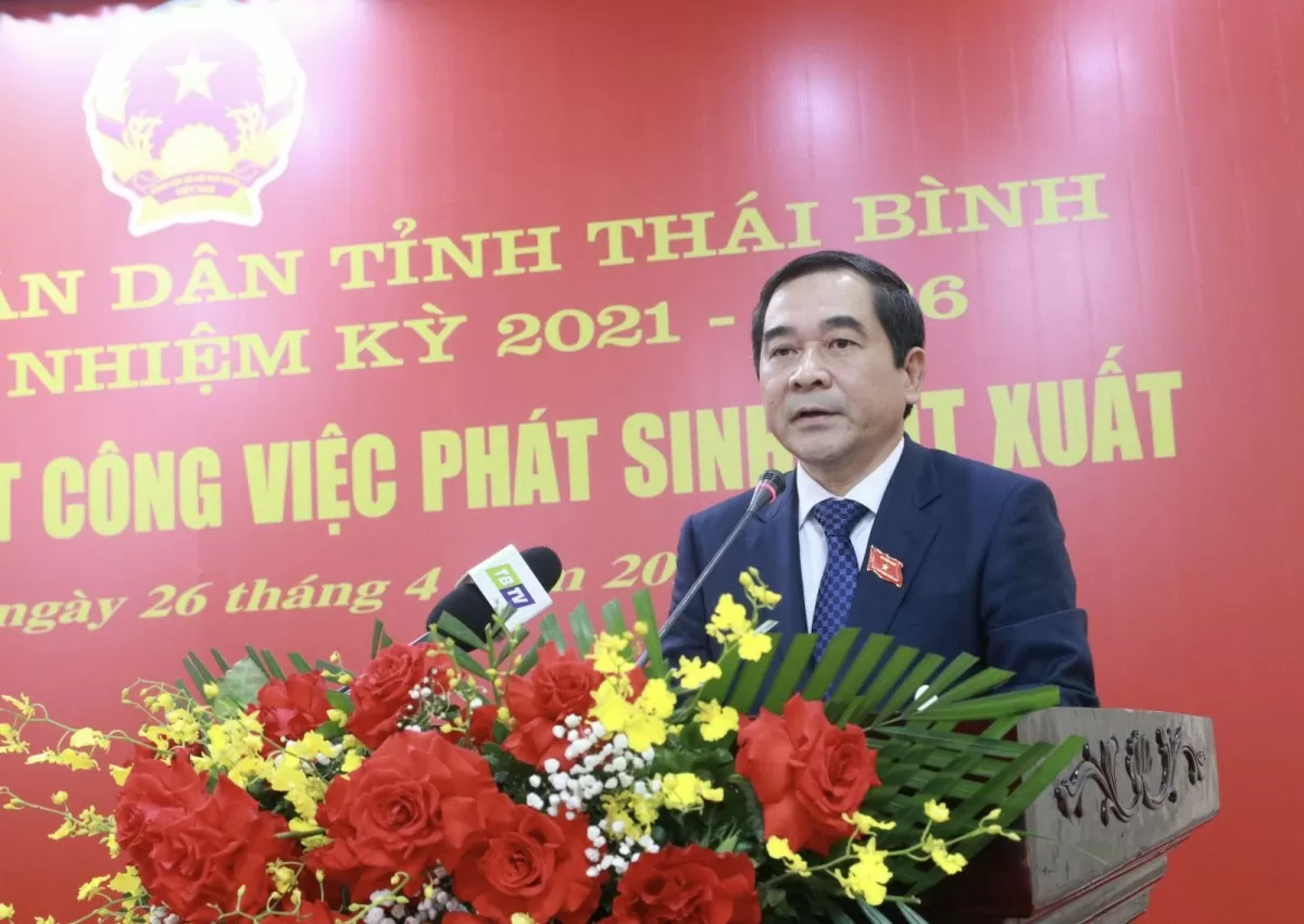 Nguyễn Tiến Thành, Phó Bí thư Thường trực Tỉnh ủy, Chủ tịch Hội đồng nhân dân tỉnh Thái Bình phát biểu ý kiến