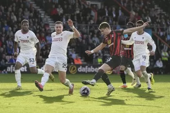Lịch thi đấu bóng đá ngày 27/4: Bournemouth đấu với MU