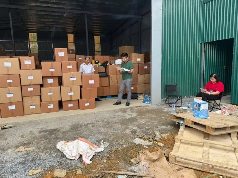 Người dùng gặp rủi ro vì hàng giả mạo danh thương hiệu ngoại