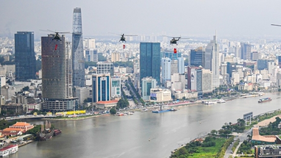 tp ho chi minh nhung cong trinh bieu tuong sau 50 nam ngay giai phong