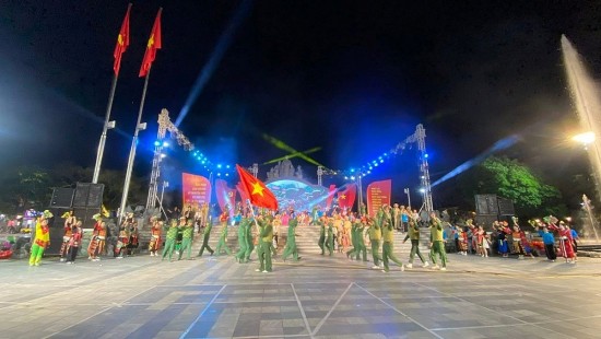 50 nam giai phong mien nam sang mai ban hung ca bien gioi