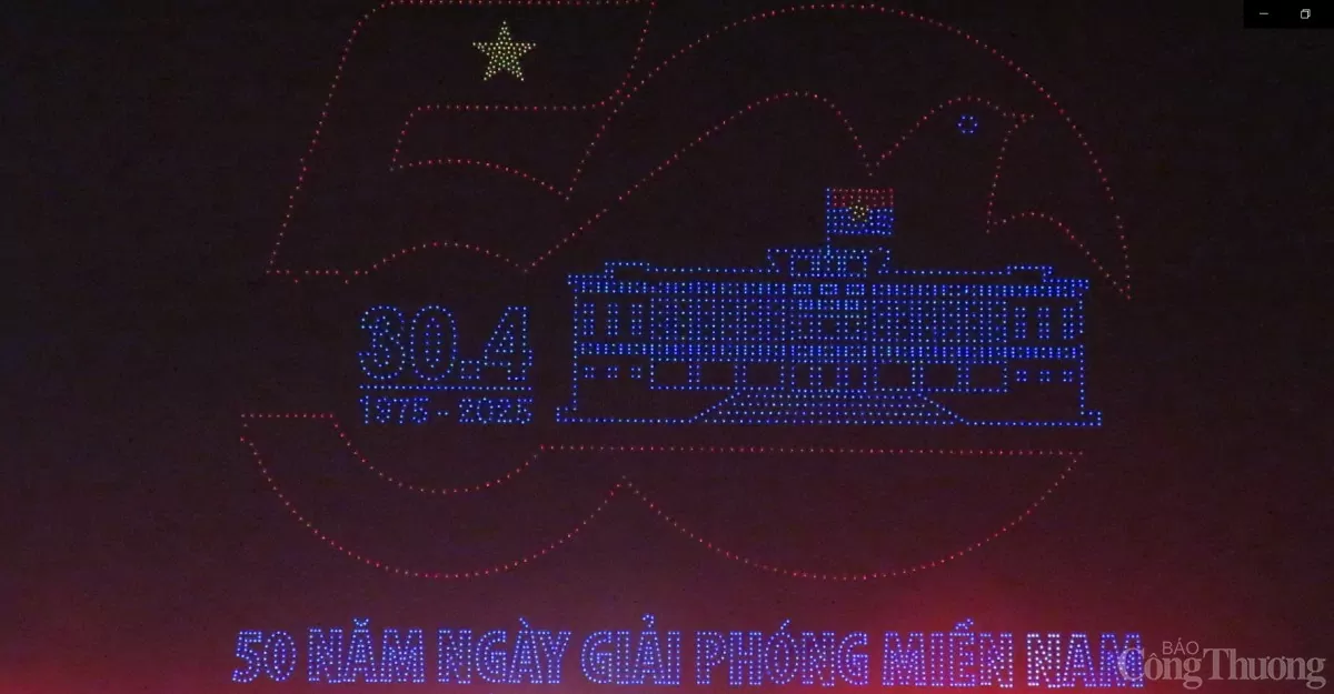 Mãn nhãn màn tổng duyệt 10.500 drone thắp sáng bầu trời TP. Hồ Chí Minh