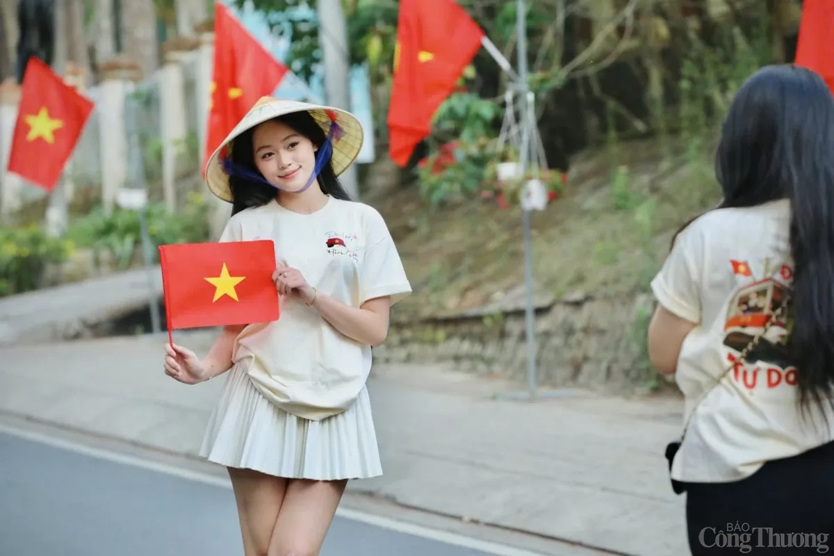 Đồng bào Tây Nguyên hướng về ngày hội thống nhất non sông