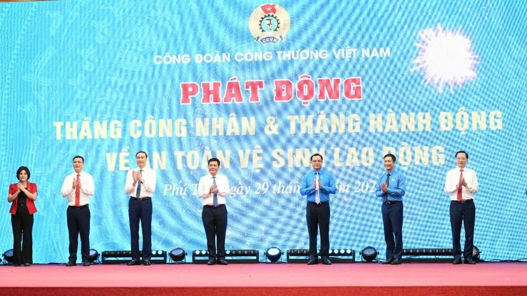 nganh cong thuong phat huy vai tro tien phong cua giai cap cong nhan trong ky nguyen moi