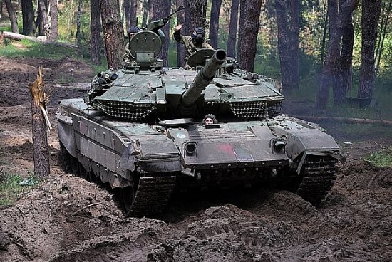nga gioi thieu xe tang cua mat do t 90ms tai peru