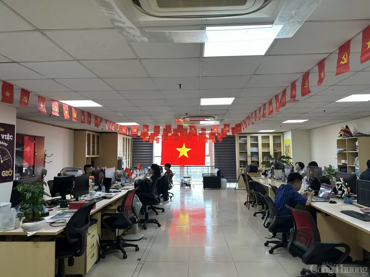 Báo Công Thương rộn ràng khí thế đón đại lễ