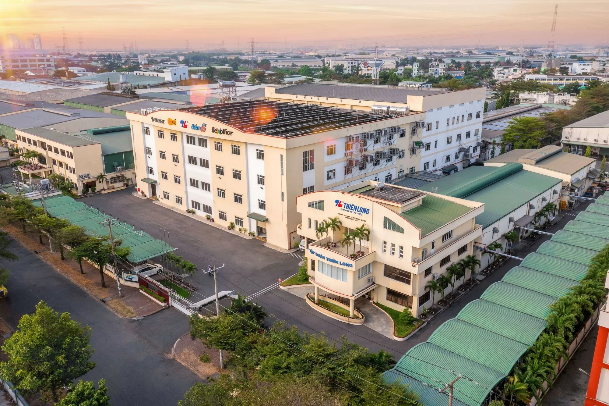 Doanh nghiệp Việt nửa thế kỷ vươn mình: Bài 1- Hành trình của những thương hiệu nghìn tỷ