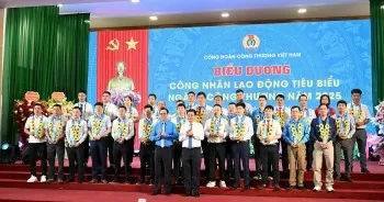 40 công nhân tiêu biểu ngành Công Thương: Những tấm gương bình dị viết tiếp bài ca phát triển