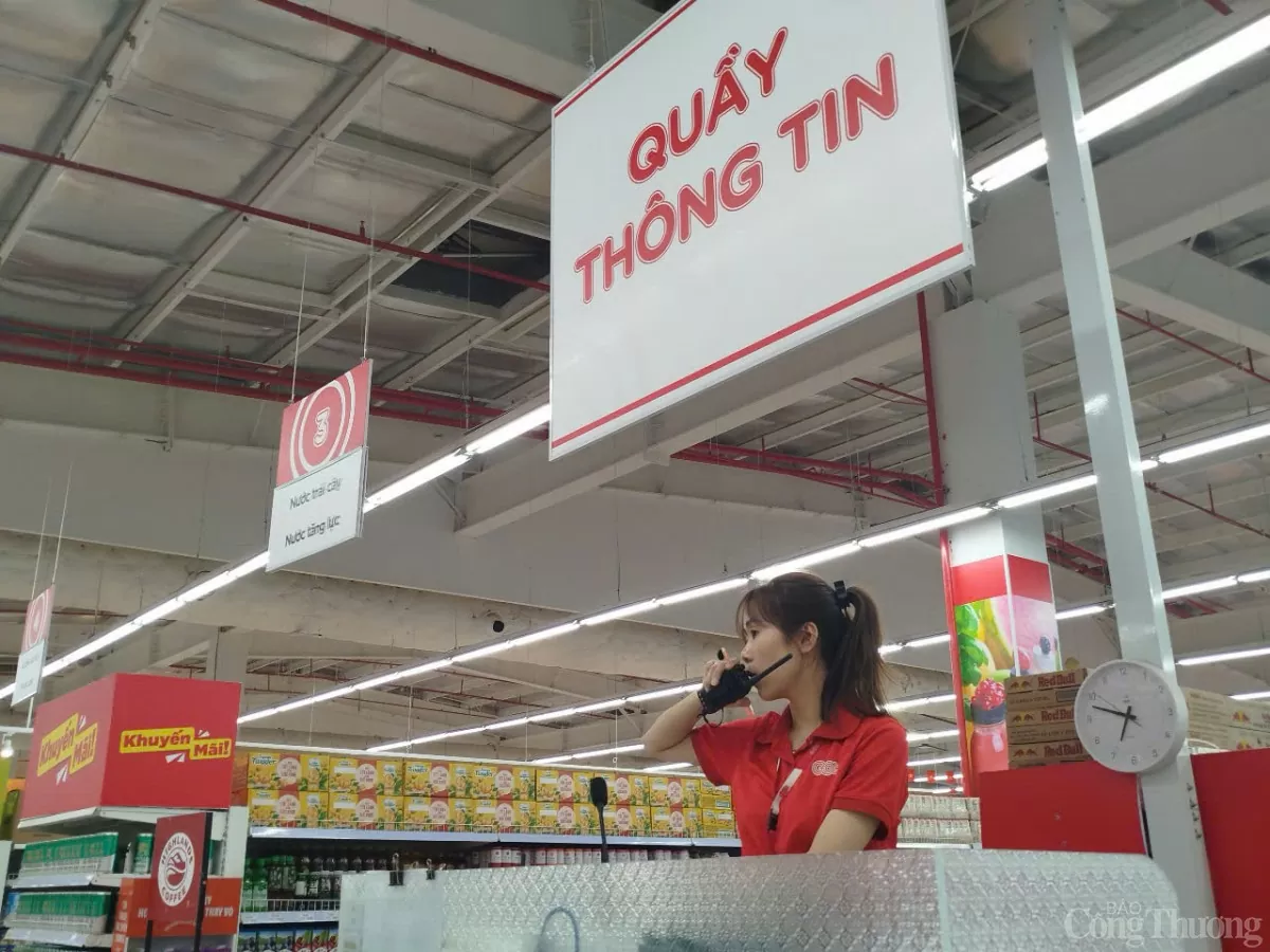 Hà Nội: Khách nườm nượp săn sale khuyến mãi ngày 30/4