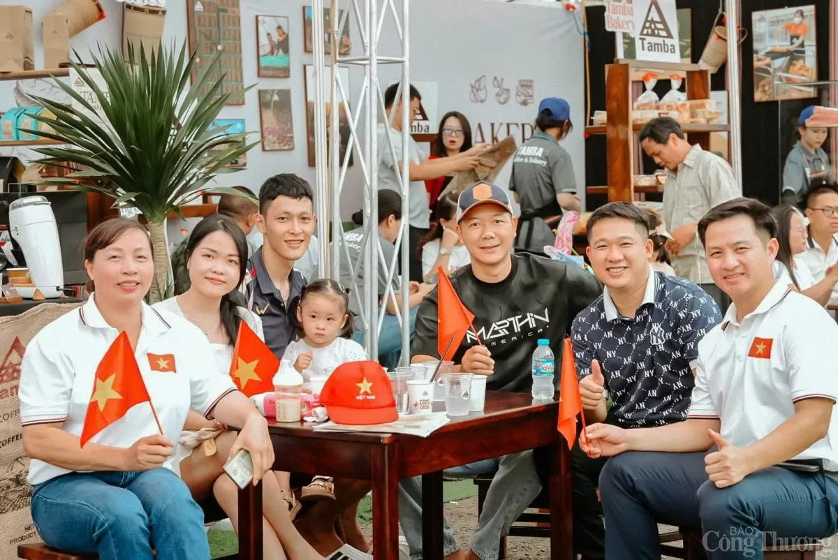 Gia Lai Coffee Festival 2025: Robusta đặc sản chinh phục du khách Gia Lai Coffee Festival 2025: Robusta đặc sản chinh phục du khách