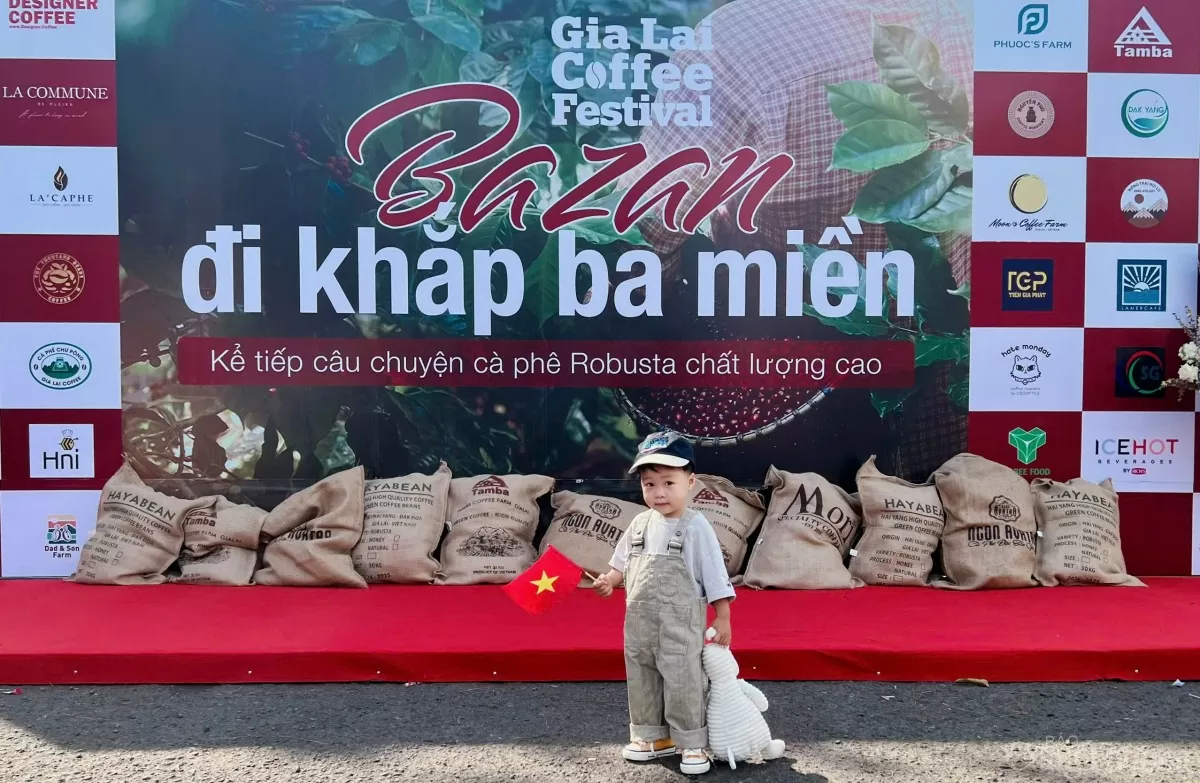 Gia Lai Coffee Festival 2025: Robusta đặc sản chinh phục du khách Gia Lai Coffee Festival 2025: Robusta đặc sản chinh phục du khách
