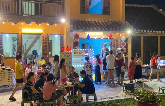 cong vien hoi an diem hen moi giua long xu thanh