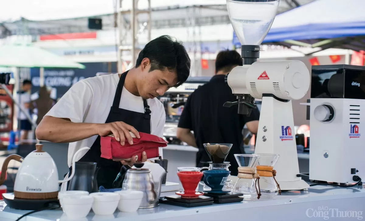 'Barista Teamwork': Khi đam mê cà phê thăng hoa giữa đại ngàn