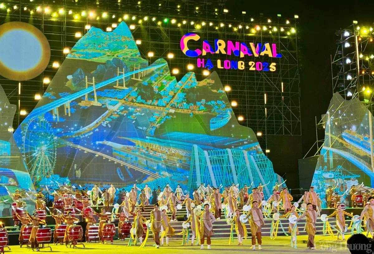 Chùm ảnh: Rực rỡ Carnaval Hạ Long 2025 kết nối di sản Chùm ảnh: Rực rỡ Carnaval Hạ Long 2025 kết nối di sản