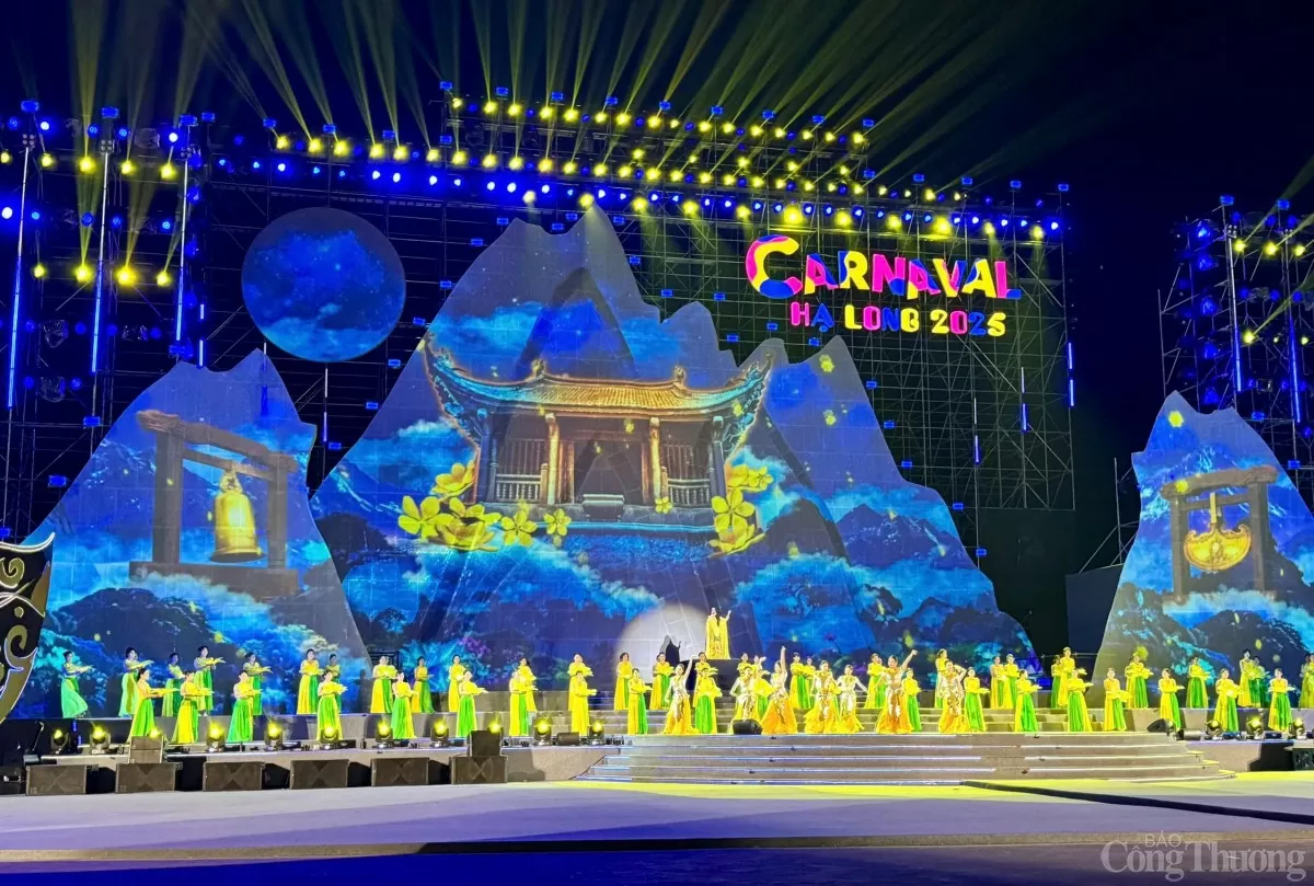 Chùm ảnh: Rực rỡ Carnaval Hạ Long 2025 kết nối di sản Chùm ảnh: Rực rỡ Carnaval Hạ Long 2025 kết nối di sản