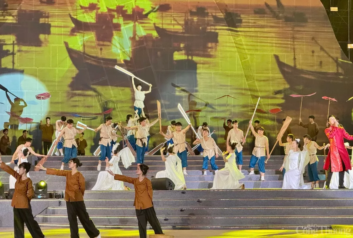 Chùm ảnh: Rực rỡ Carnaval Hạ Long 2025 kết nối di sản Chùm ảnh: Rực rỡ Carnaval Hạ Long 2025 kết nối di sản