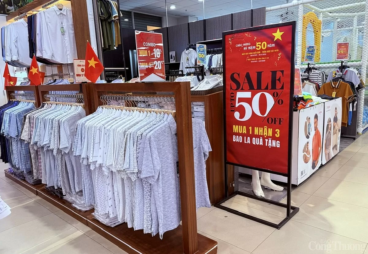 TP. Hồ Chí Minh: Tung nhiều khuyến mãi, siêu thị vẫn vắng khách dịp lễ