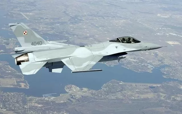 Ba Lan chi 'khủng' hiện đại hóa phi đội máy bay F-16