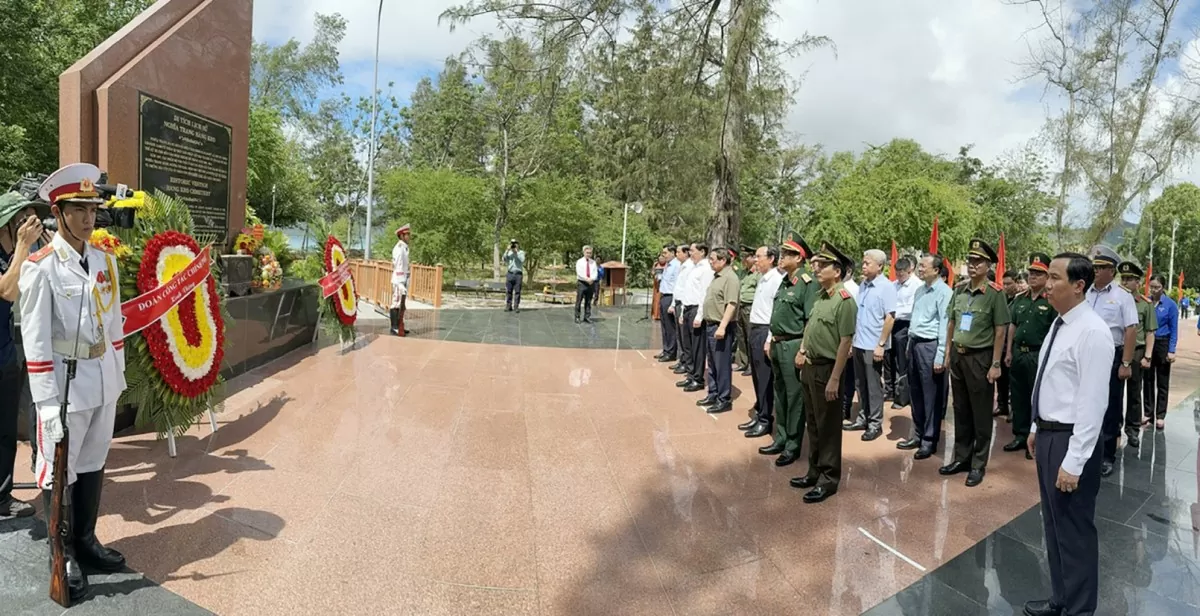 Thủ tướng Chính phủ Phạm Minh Chính làm việc tại Côn Đảo