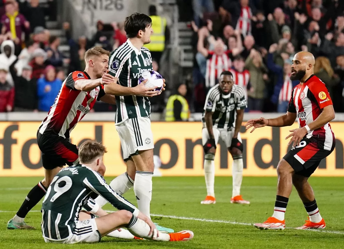 Lịch thi đấu bóng đá ngày 4/5: Brentford đấu với MU