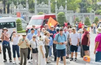 TP. Hồ Chí Minh đón gần 2 triệu lượt khách dịp lễ 30/4-1/5