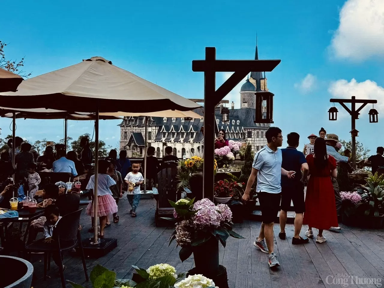Tam Đảo: 'Lá phổi xanh' hút khách kỳ nghỉ lễ 30/4 - 1/5