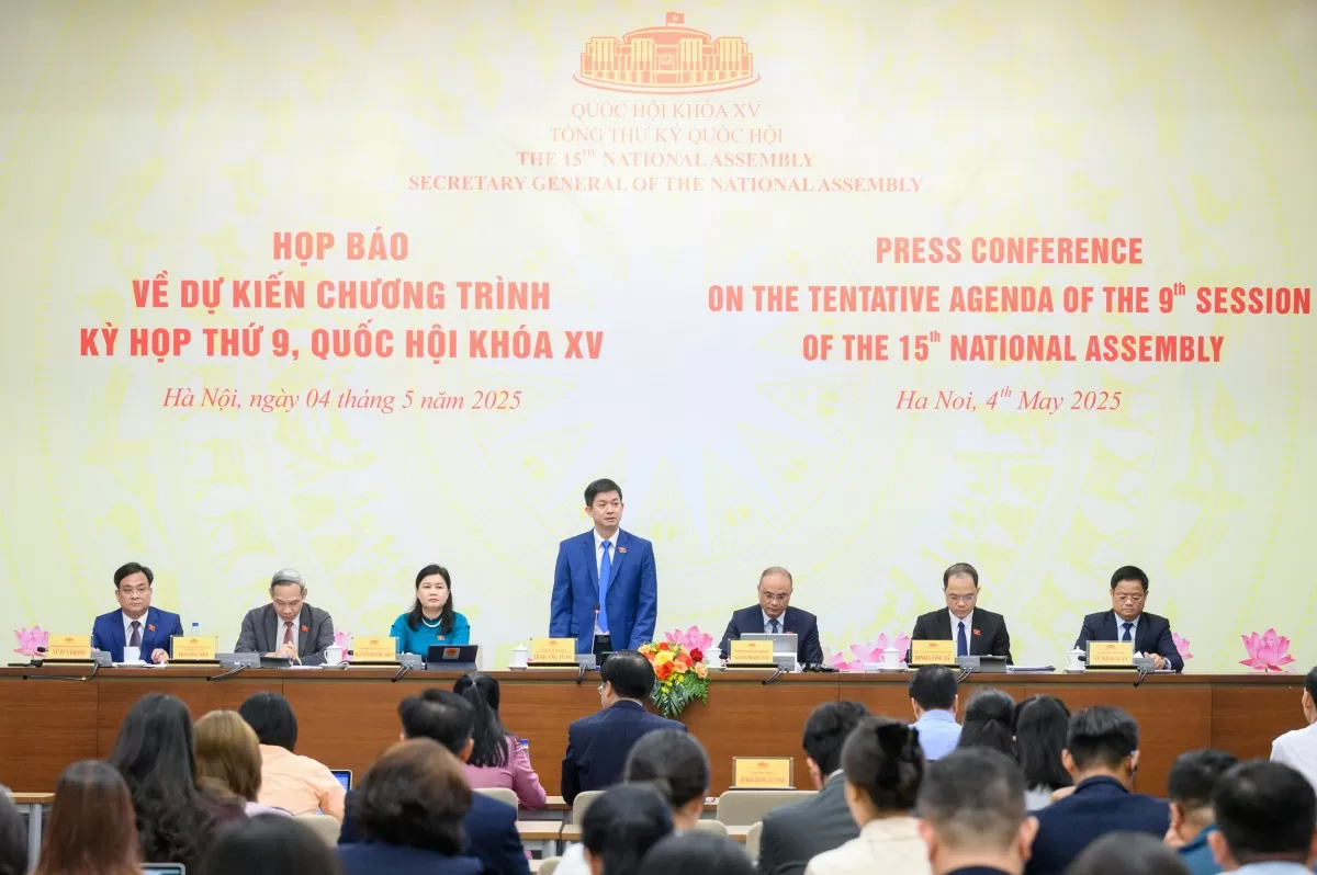 Tổng thư ký, Chủ nhiệm VPQH Lê Quang Tùng