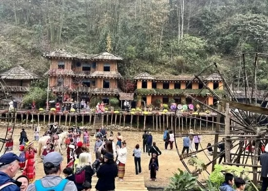 Nông thôn mới vùng dân tộc: Giữ bản sắc trong hiện đại hóa