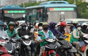 nguoi dan un un tro lai ha noi sau ky nghi le