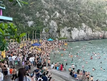 hai phong dao cat ba don 107850 luot khach dip nghi le