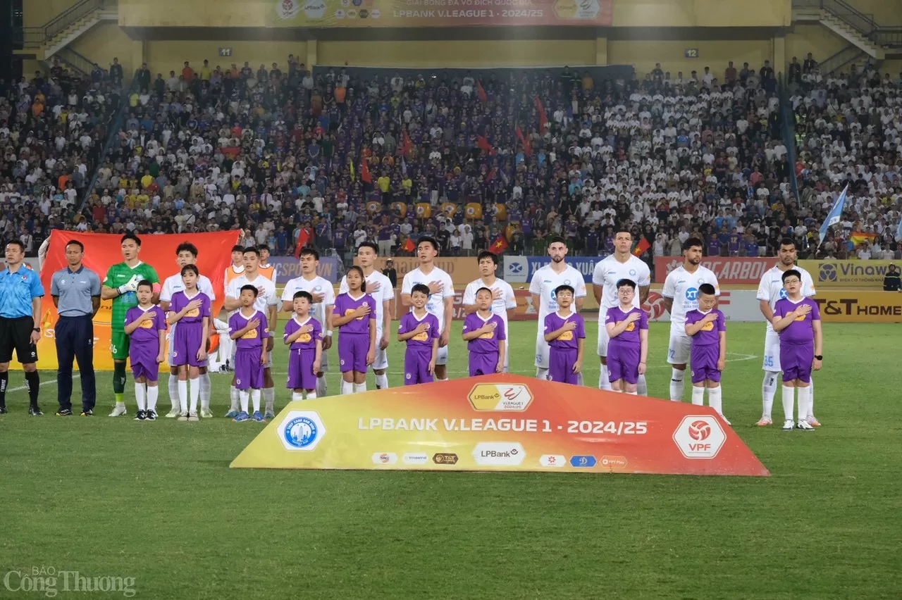 V.League vòng 21: Hà Nội FC quyết chiến đương kim vô địch