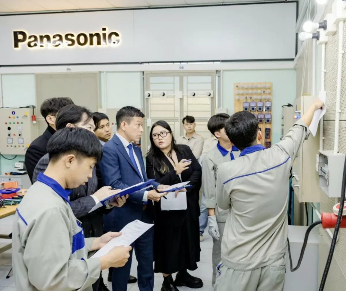 Chắp cánh nghề nghiệp cho học sinh vùng khó khăn của ngành Công Thương