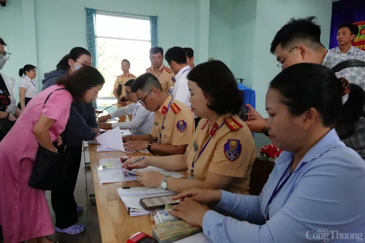 Công an thành phố Đà Nẵng tổ chức kỳ sát hạch lái xe đầu tiên từ khi tiếp nhận nhiệm vụ này từ Sở Giao thôgn vận tải Đà Nẵng (cũ)