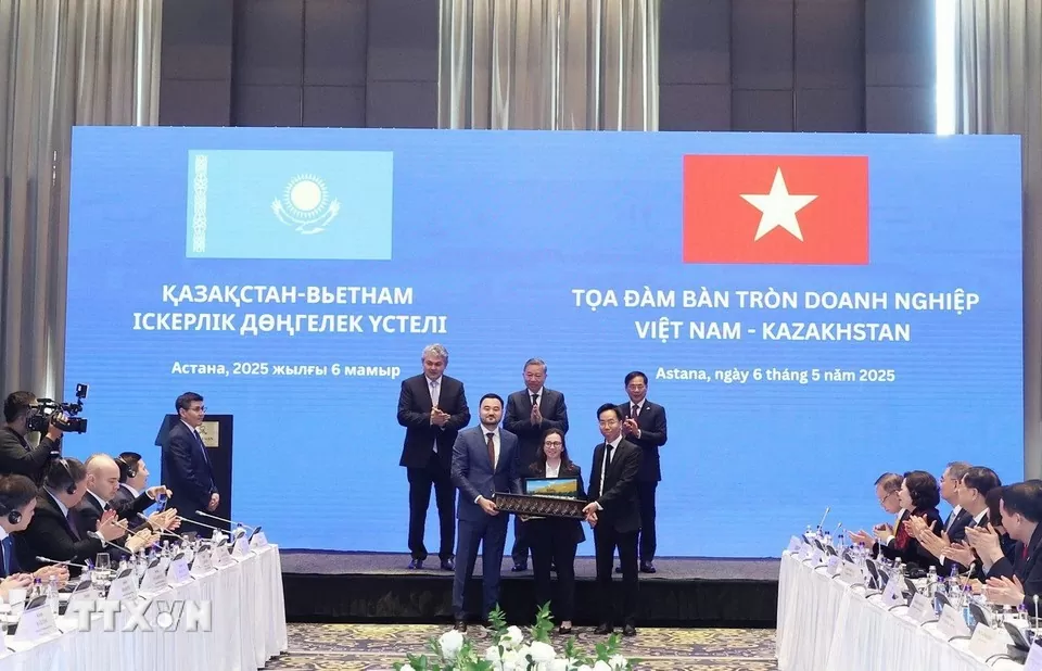 Tổng Bí thư: Thành công của doanh nghiệp Kazakhstan là niềm tự hào chung